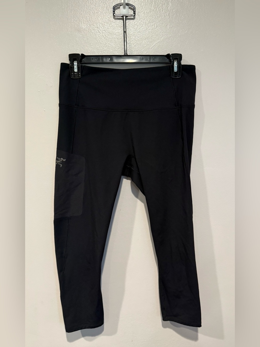 Arc’teryx Women’s Black Leggings Size L High Rise Pocket Hiking Activewear